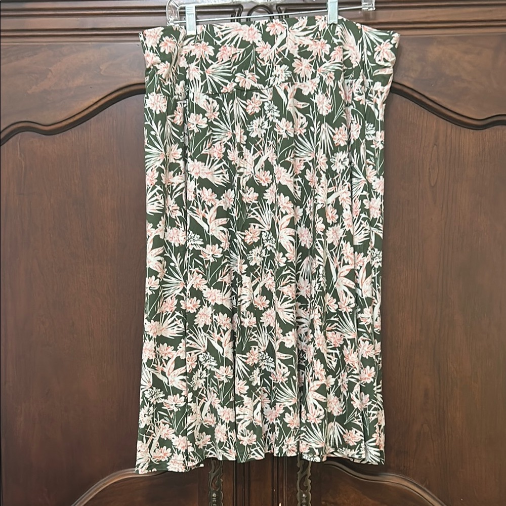 Serra Floral Green Skirt- XL